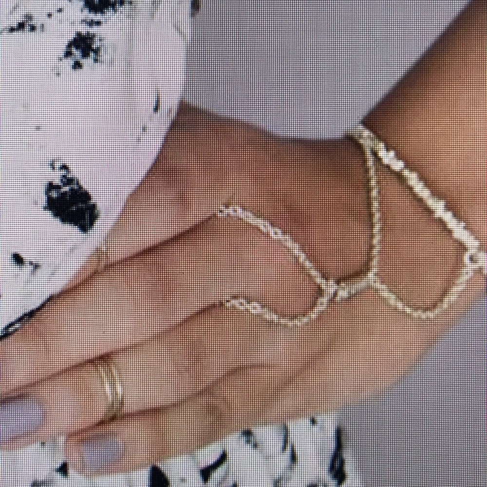 KENDRA SCOTT Yasmin gold hand bracelet